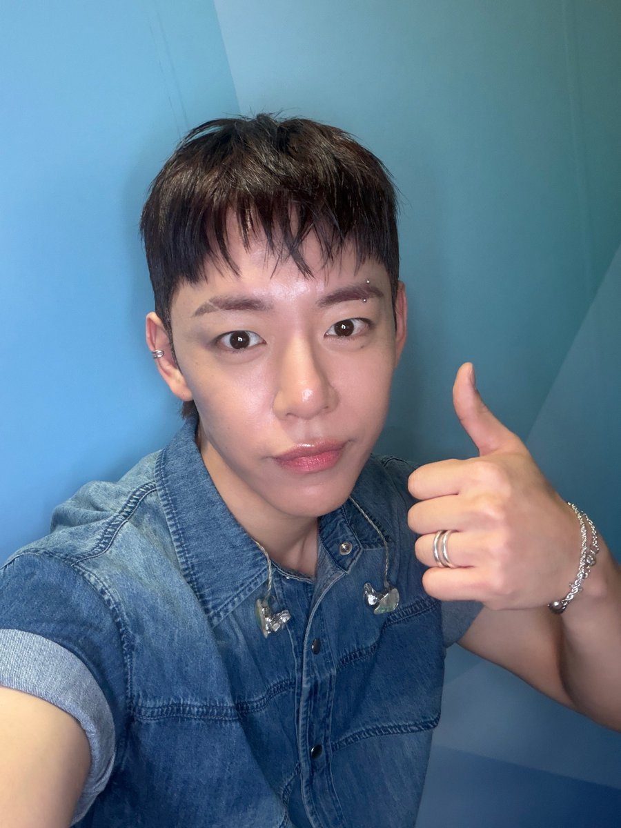 maenter1234's tweet photo. [📸]
2026.07.08
@ MBC M #쇼챔피언

대명창고양이 무대완료🧩
함께 응원해준 DABY 감사합니다❣️

#정대현 #JUNGDAEHYUN
#郑大贤 #チョンデヒョン
#PUZZLOVE #나비란 https://t.co/wgM0oqAKNg