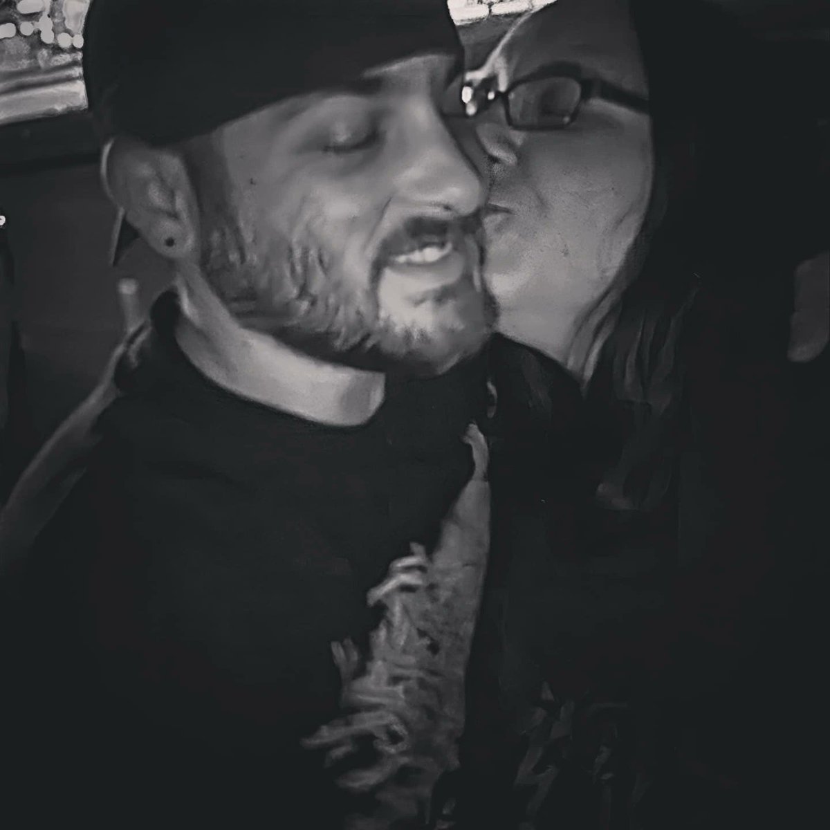 M3talP3nguin16's tweet photo. I literally met this man one year ago today. Im so glad the universe brought us together. Time really flies when youre having fun with your best friend. 🖤💙🖤💕🥰😘 https://t.co/IBfgTQjEPT
