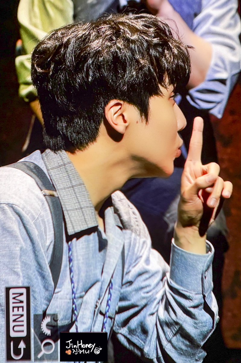 jinhoney417's tweet photo. @jinhojo_x
 #진호 #조진호 #JINHO #ジンホ
#블랙메리포핀스 https://t.co/StYtQTSg4n