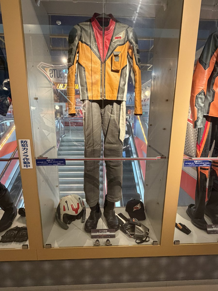 ginmfsrock's tweet photo. ウルトラマンスタジアムのこの展示が変わったということは今年メビウス20周年なにかあるのかな？😁#ウルトラマン https://t.co/C2QthJ5B1H