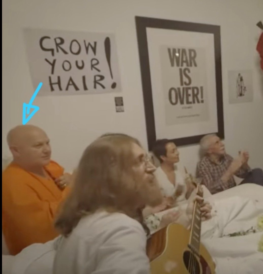 helm_levon's tweet photo. Grow your hair pero un home sen pelo! Paramos xa porque esto daría para todo o día, pero non podemos despedirnos sen destacar esa ringleira de orgullosos patrocinadores liderada pola Deputación de Ourense e o seu presidente JM Baltar, o noso Beatlemaniaco máis institucional! https://t.co/ooXdEfwbEX
