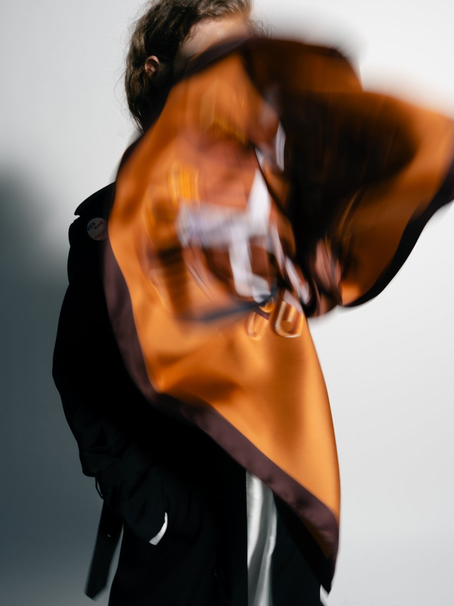 celineofficial's tweet photo. Infinite possibilities

Photographed by Eijin Ota

#Celine
#MichaelRider https://t.co/kEHEUwutM5