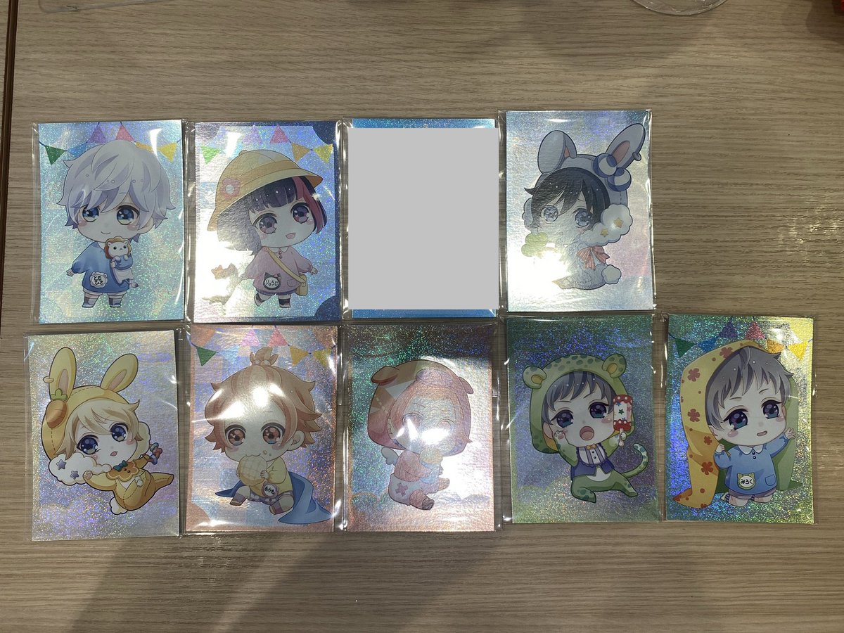 NKawo09010913's tweet photo. 【交換】B-PROJECT Bプロ Collaboration Cafe motto cafe 池袋 BABY KIDS アクリルキーホルダー ホログラムカード カードケース アクリルステッカー ヘアゴム アクリルシール

譲)画像参照
求)阿修 金城(ホロカBABY友人分)

※アクリルシールは3種纏めての交換

本日池袋手渡し>後日郵送 https://t.co/e5dxy29WyN