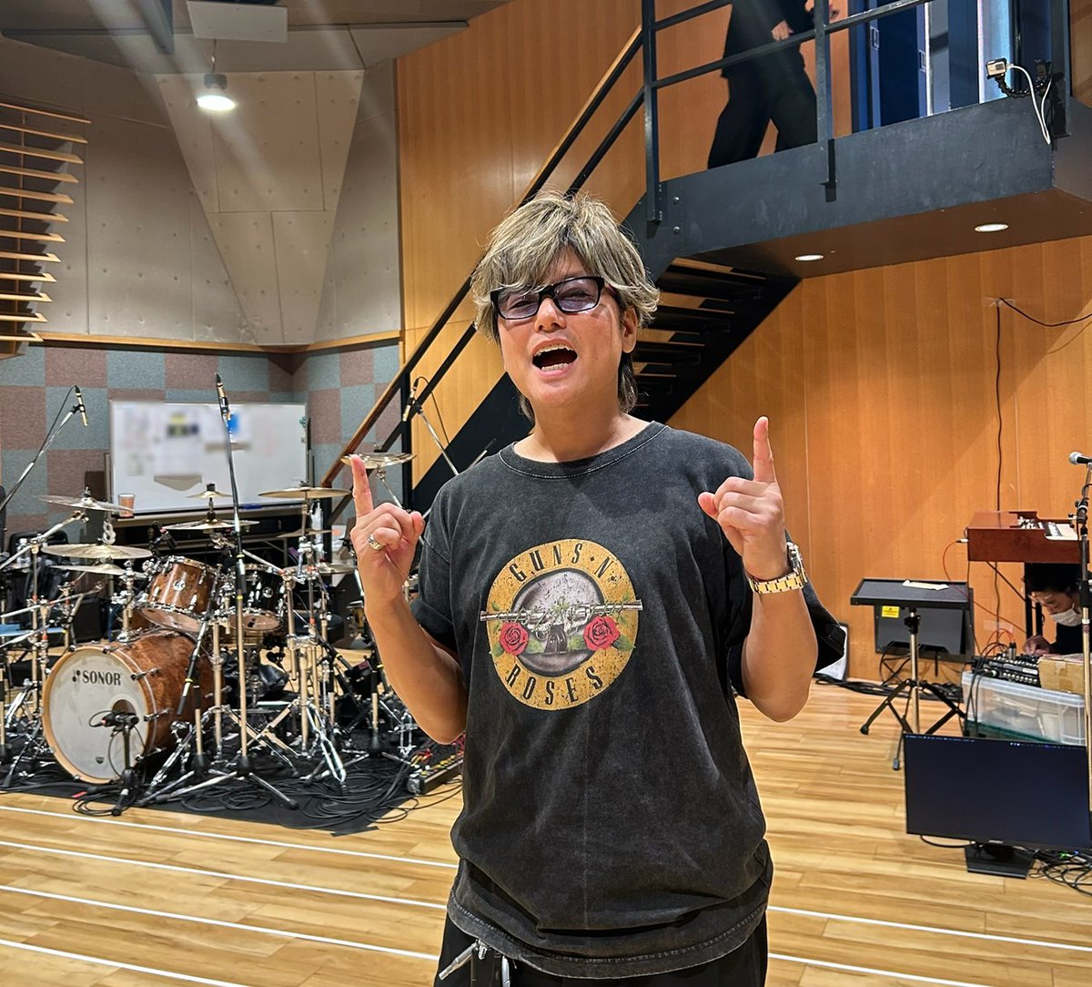 lantis_staff's tweet photo. ◤￣￣￣￣￣￣￣￣￣￣￣￣
 #LantisDAYZ 
 リハーサル風景をお届け🎤
＿＿＿＿＿＿＿＿＿＿＿＿◢

生配信チケットも好評発売中！
 #森久保祥太郎 はDAY1に出演🔥

🎫https://t.co/aPOv6UzAsa

#Lantis https://t.co/O4S7amwU9E