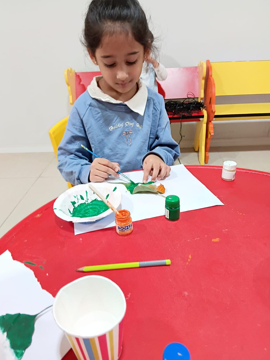 Lhb_offical's tweet photo. Creating Memories, Building Futures.
📞 +91 90367 79728
🌐 https://t.co/Nvdn35JGhQ
#littlehoneybees #preschool #earlylearning #playbasedlearning #creativekids #funlearning #kidsactivities #learningthroughplay #childdevelopment #halloween #republicday #artandcraft https://t.co/vdJhprlZyP