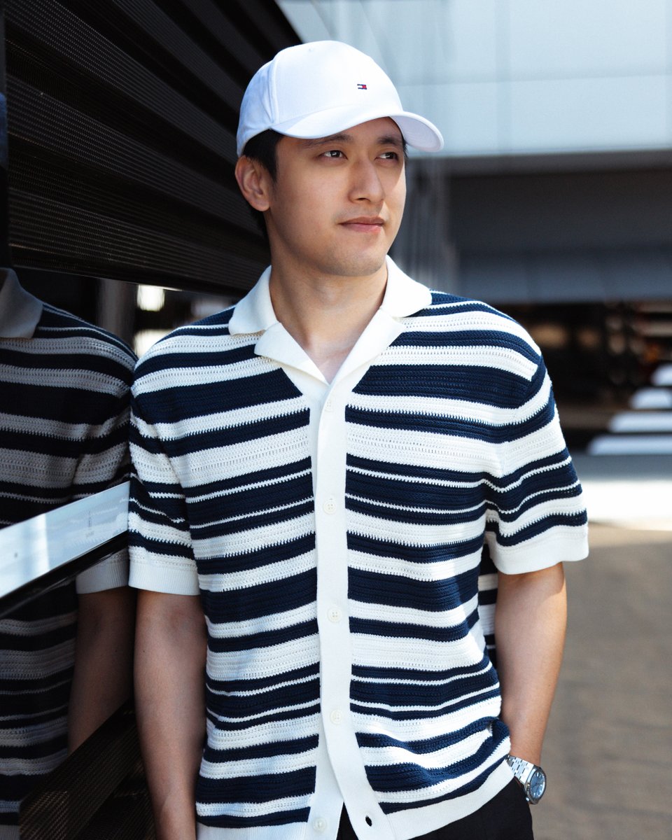 TommyHilfiger's tweet photo. our newest global brand ambassador @ZhouGuanyu24 making an entrance at the British Grand Prix in head to toe Tommy Hilfiger 

#zhouguanyu #tommyhilfiger https://t.co/VgdMLKBWTs