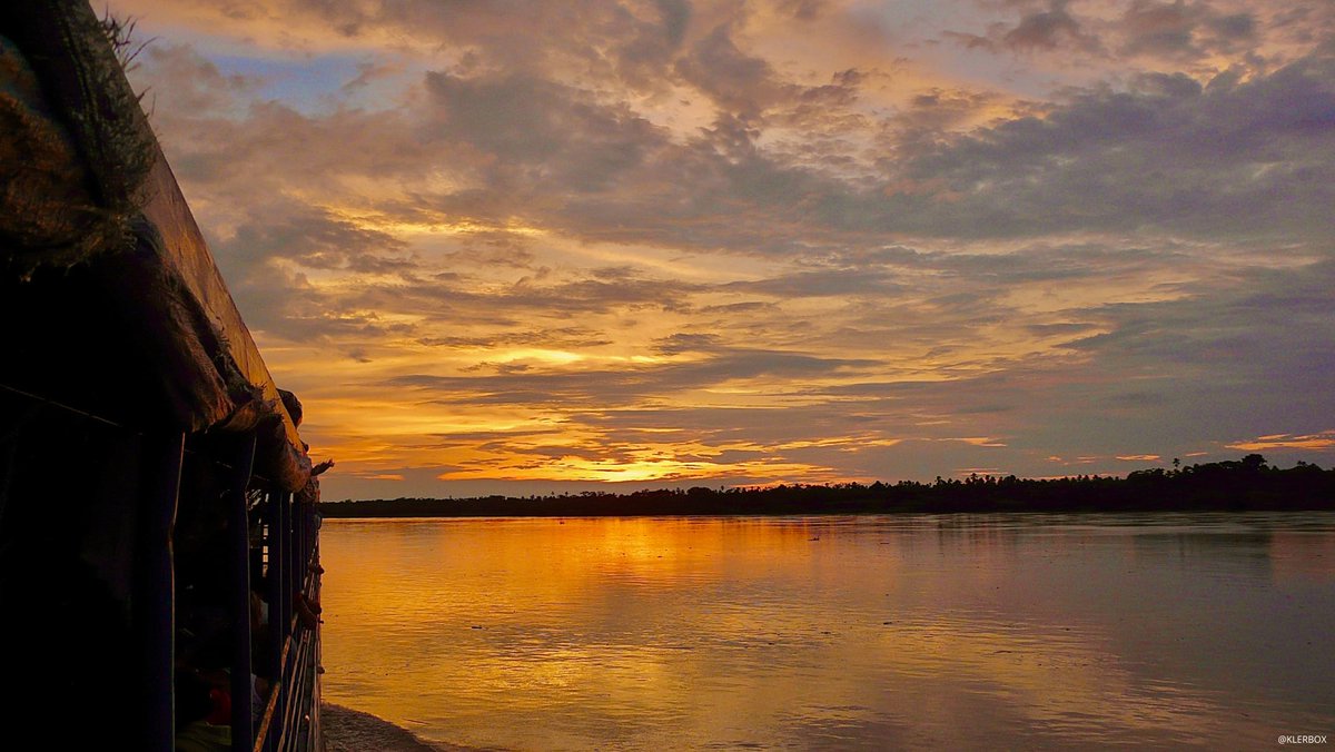 KLERBOX's tweet photo. Welcome to the Jungle 💚
Sunset on the Amazon, Iquitos 🇵🇪 https://t.co/K3rgJx4Zwl