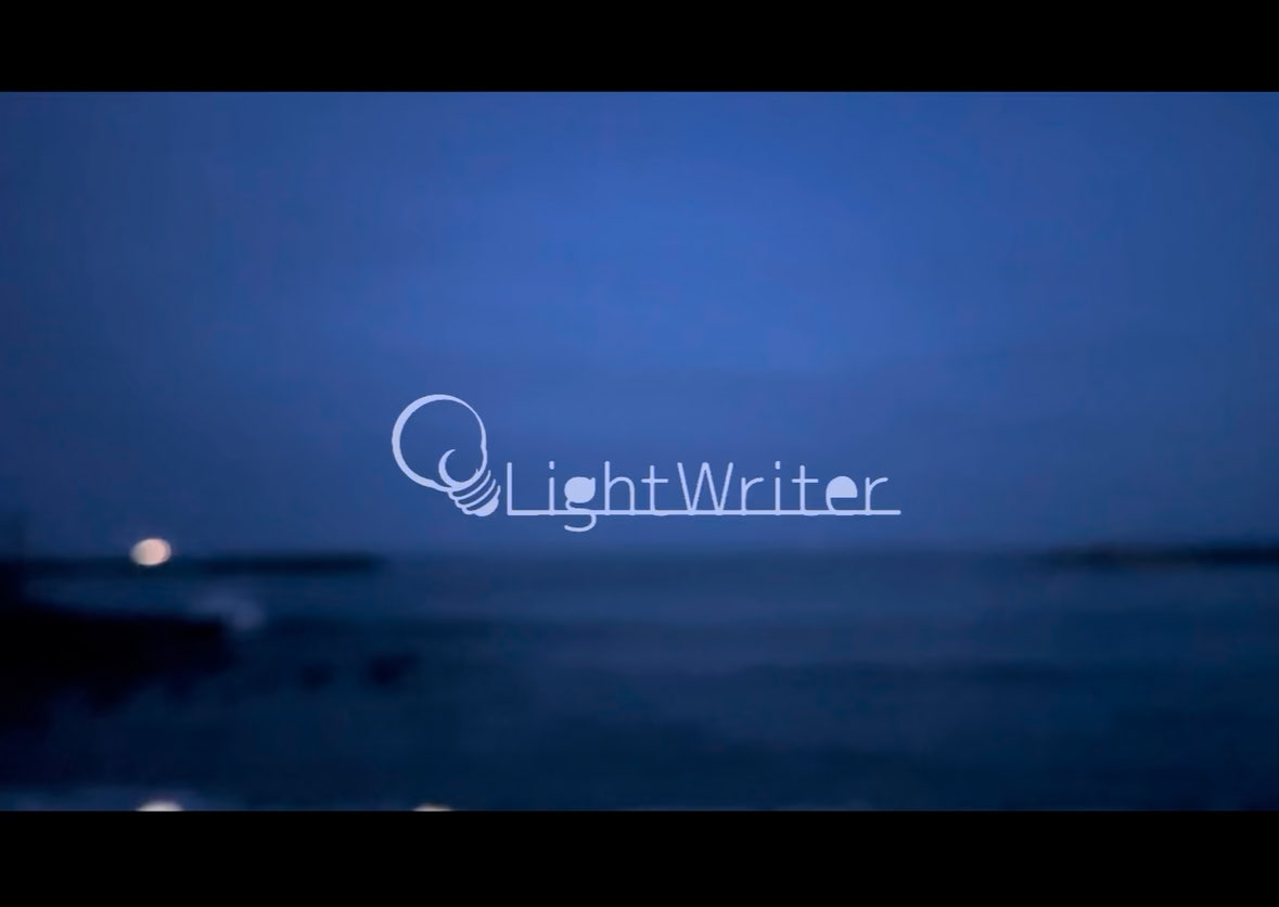 __light__writer's tweet photo. そしてこの後20時よりお知らせ https://t.co/29hZm61A5B