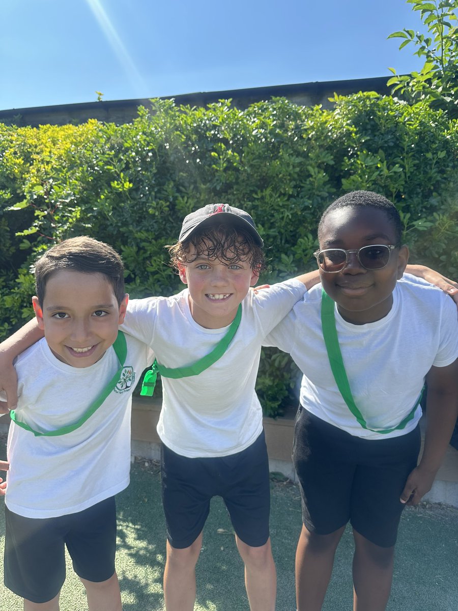 ManorParkSchSM1's tweet photo. Year 4 had an amazing time at Sports Day! 🏃‍♂️🏅 Fantastic effort, teamwork and determination from all the children—so many smiles and great sportsmanship on display. Well done everyone👏🏻
#weareLEO #MPPAphysicaled https://t.co/rIV8wKwZaN