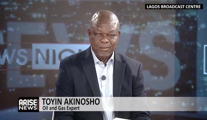 ARISEtv's tweet photo. Toyin Akinosho says Nigerians should pay lower fuel prices as declining global crude oil prices warrant reductions. https://t.co/pdu0r9tHfu https://t.co/N88k5fajyw