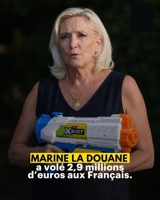 BarnouE's tweet photo. Marine la douane https://t.co/mb1RsAaSME