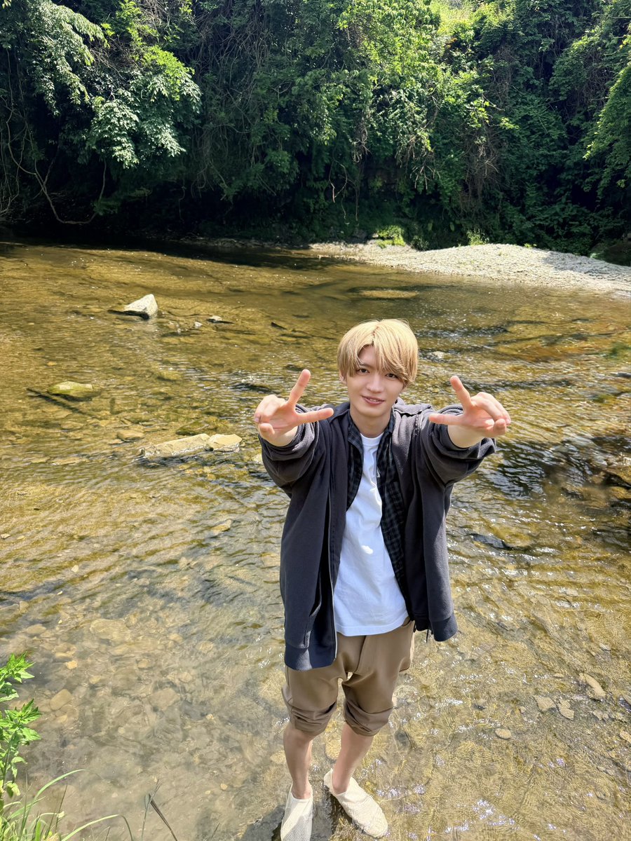 mokudai_kazuto's tweet photo. 📺出演情報

テレビ東京 ドラマNEXT『君は夏のなか』第2話本日24:30から放送です🏞️

待ちに待った聖地巡礼へ!!

21:00からはU-NEXTにて3話が先行配信です!!

#PR #君は夏のなか #ドラマ君夏 @tx_doramanext 
#杢代和人
(mg) https://t.co/zomsWVgYb9