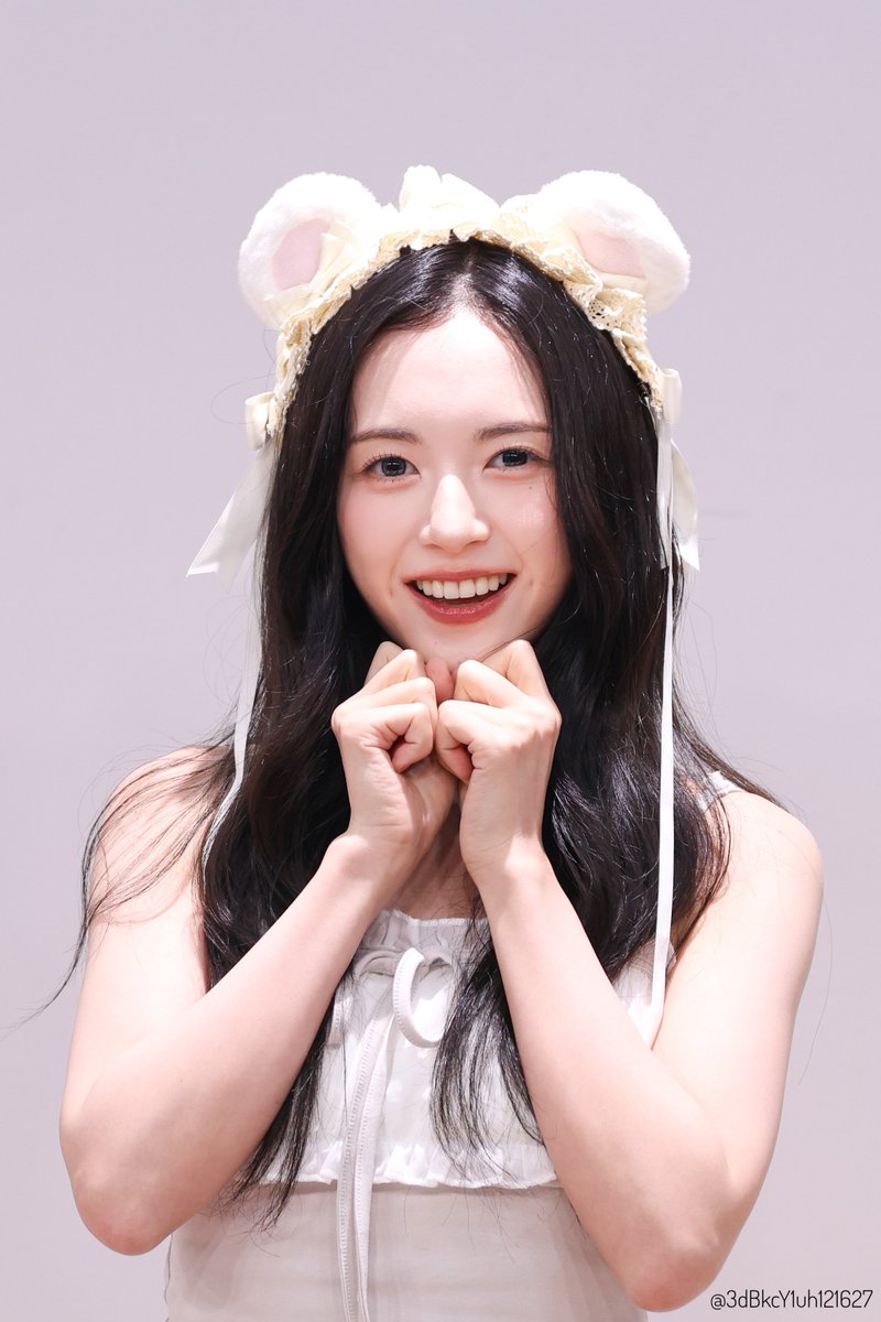 3dBkcY1uh121627's tweet photo. 20260705 EVERLINE

かわいいしろくま🐻‍❄️

#MASHIRO #마시로 
#MADEIN #메이딘 #시로짱봐줘 https://t.co/0XVQmKbgiE
