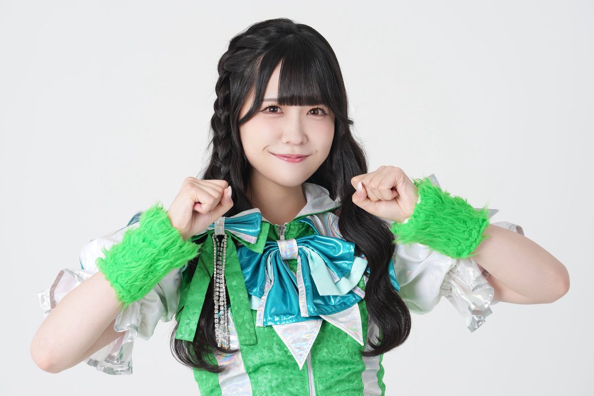 kaiju_miku's tweet photo. KAIJU ON THE STAGE 

グリーン担当及川美玖です🦖💚 https://t.co/QdMBaMMxg6