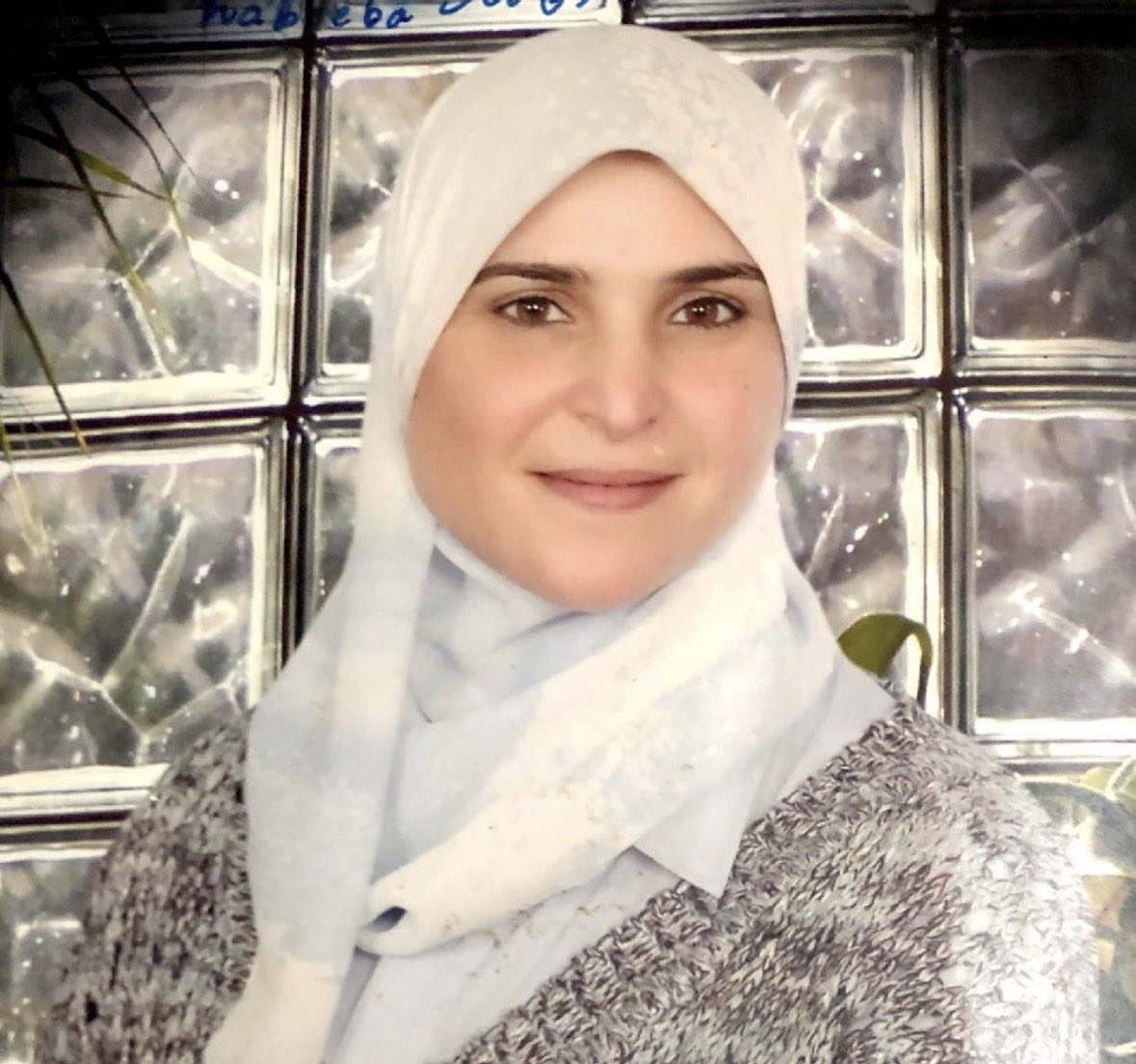 MohammedMAHSOOB's tweet photo. #حسيبة_محسوب
سنوات ٧ في اعتقال ظالم دون سبب،
ومحاكمات لا تؤدي لعدالة بل لمنح الظلم غطاء، 
وعشرات آلاف المعتقلين يشكون معاناتهم ومعاناة أسرهم لرب عادل لا يظلم الناس شيئا.
#كاس_العالم_٢٠٢٦ https://t.co/sZilltndN1