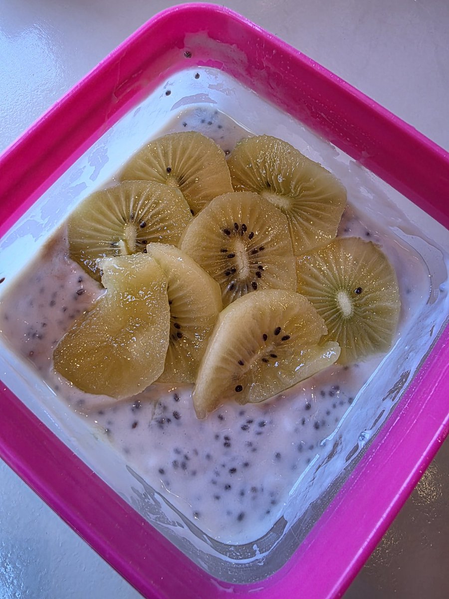 AshleyJaftha's tweet photo. Healthy keto friendly desserts.
#KetoLifestyle
#HealthyLiving
#Dessert https://t.co/6NvZQJsf52