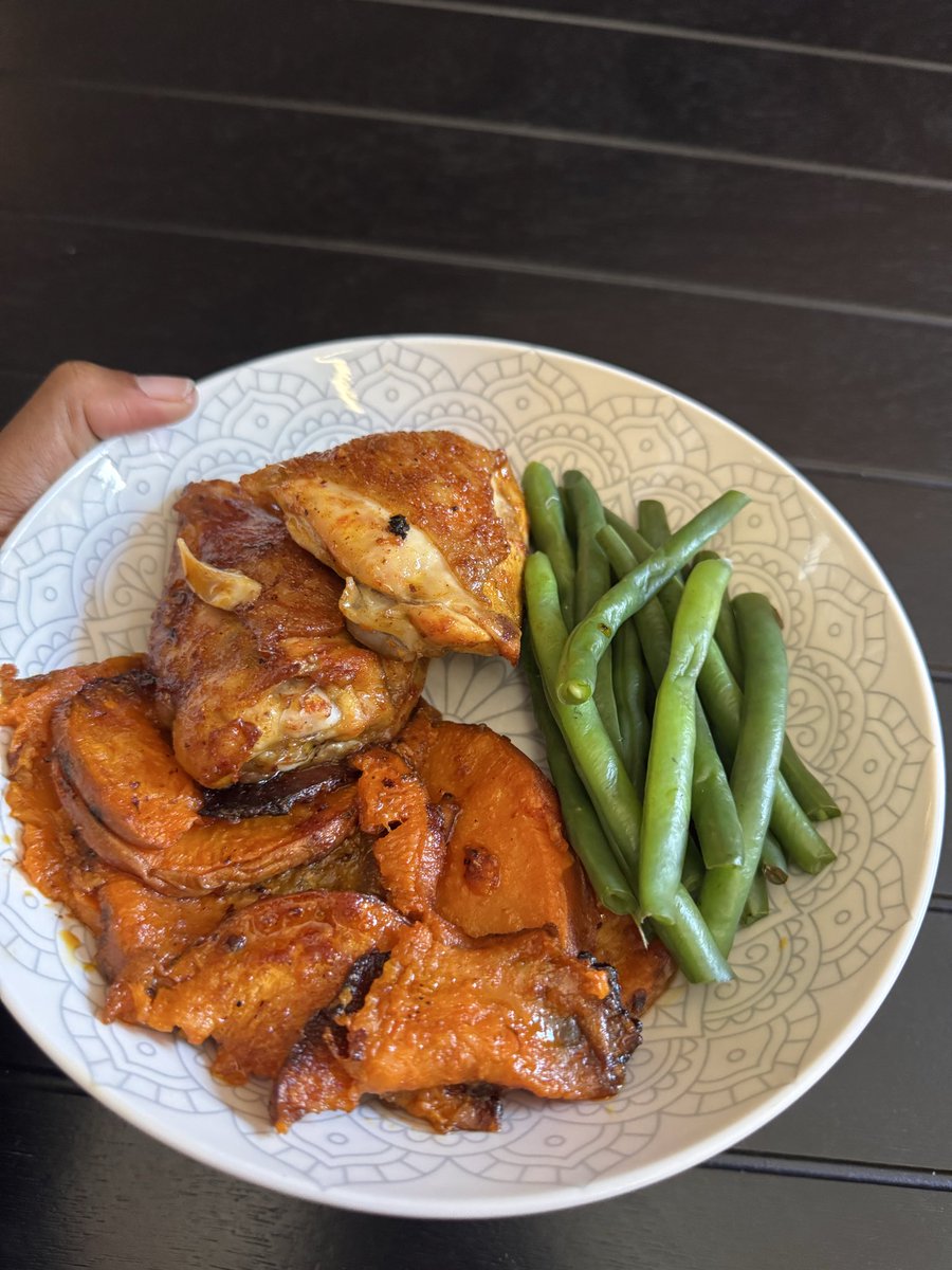 nomvul_khuzwayo's tweet photo. My anti inflammatory meals for 1 day https://t.co/TOJt2BuujR