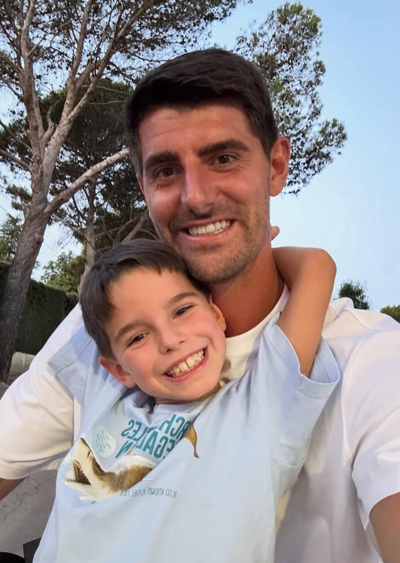 MadridXtra's tweet photo. 🗣️ Thibaut Courtois: "Facing Spain? Spain is my second home. 

My son will support Belgium, otherwise he won't be allowed back in the house (laughs)." 🤣 https://t.co/WeEBcfi7kR