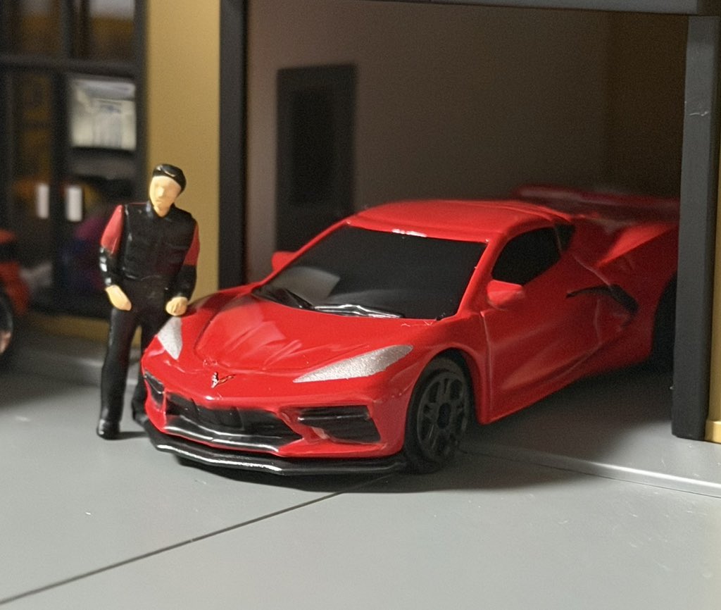 _urataro_'s tweet photo. Maisto 2020 Chevrolet Corvette Stingray Coupe Z51

ebayで購入
確かこれがモデル化された頃って、既にマイストってトイザらスから撤退してませんでした？
自分の記憶違いかも知れませんけど、これが売り場に並んでた記憶が無いんすよね😅
塗り分けは細かくされてませんけどボディ自体は結構にてます https://t.co/gDnf9pKZ3y
