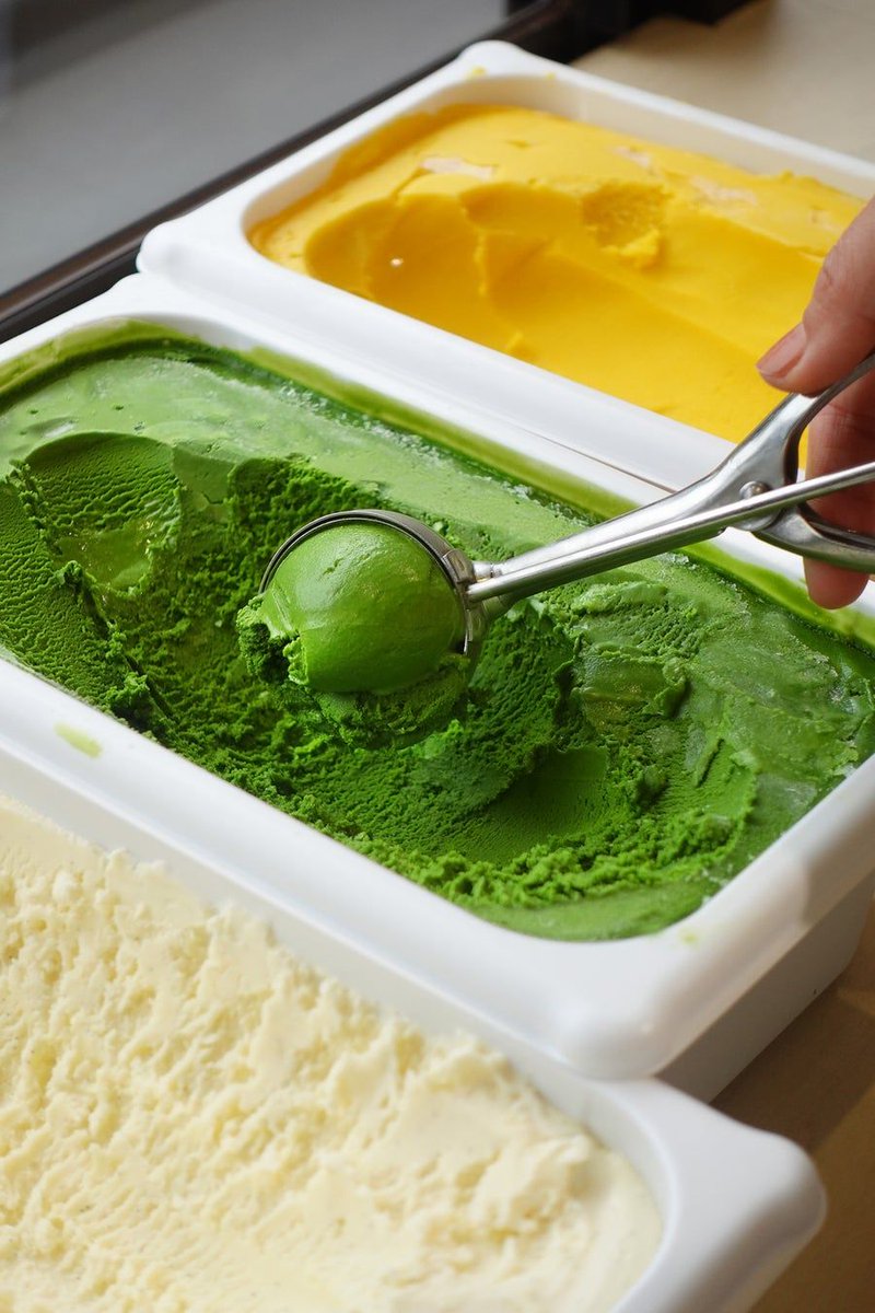 Lovematcha_bot's tweet photo. 【７月９日より提供開始】
浅草で良質な抹茶と贅沢な時間を味わう新メニュー
【お濃茶タルトが主役　午後の抹茶プレート】
～素材にこだわったジェラートも食べ放題～ 

https://t.co/Q44ofrNLrS https://t.co/f0m9NjSk1h