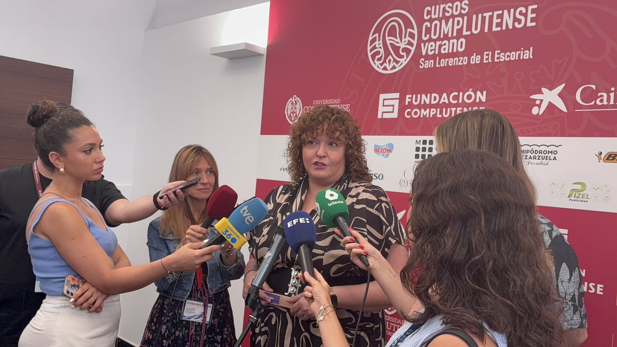UGTMadrid's tweet photo. 🎓 En el marco de los Cursos de Verano de @FundacionUCM y #UGTMadrid

Susana Huertas, Sec. General de UGT Madrid, y Pepe Álvarez, Sec. General de @UGT_Comunica, atienden a los medios para desmontar los discursos que cuestionan la salud laboral y el absentismo.

#CursoVeranoUGT https://t.co/RwcWhvB9Wo