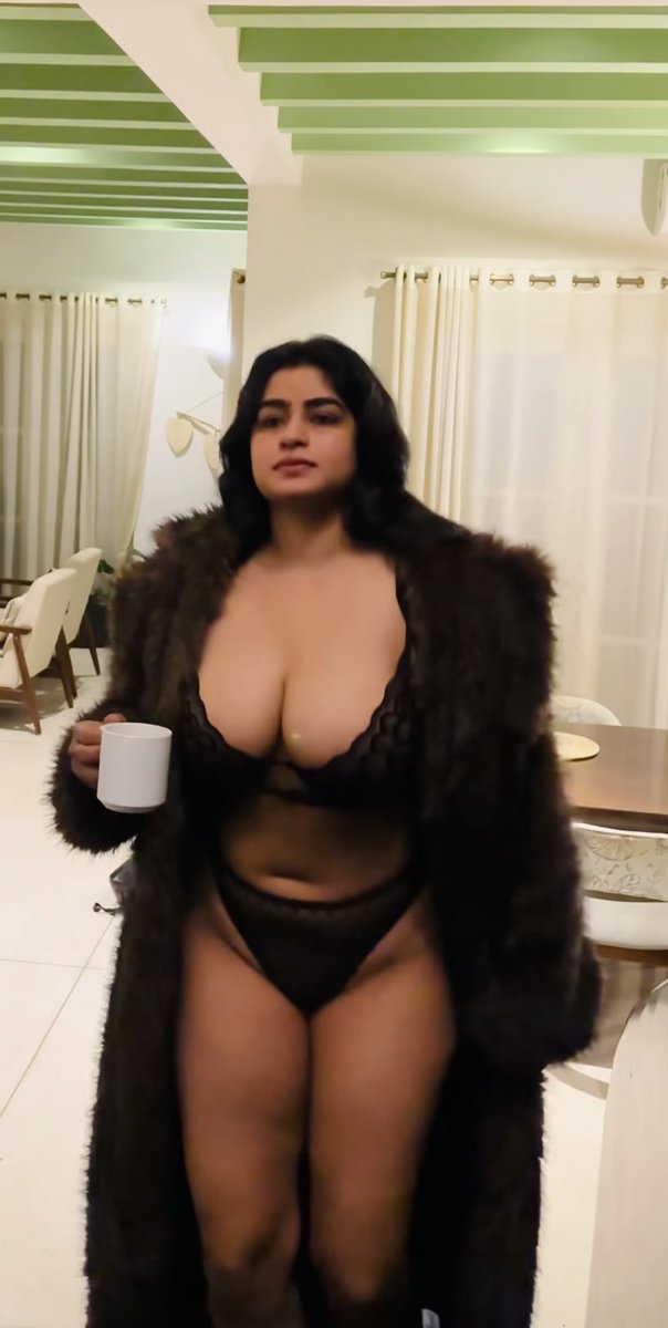 AnCommoner's tweet photo. இன்ஸ்டாகிராம் சப்ஸ்கிரிப்ஷன் பரிதாபங்கள்
A few years ago, she was a well known diet and healthy lifestyle influencer. Now ... it seems her focus has shifted primarily toward making money.
#Shilpafit #instagram #Instagramlive #Instagramsubscription #ShilpaChandrashekar https://t.co/P6mdbSgP4y