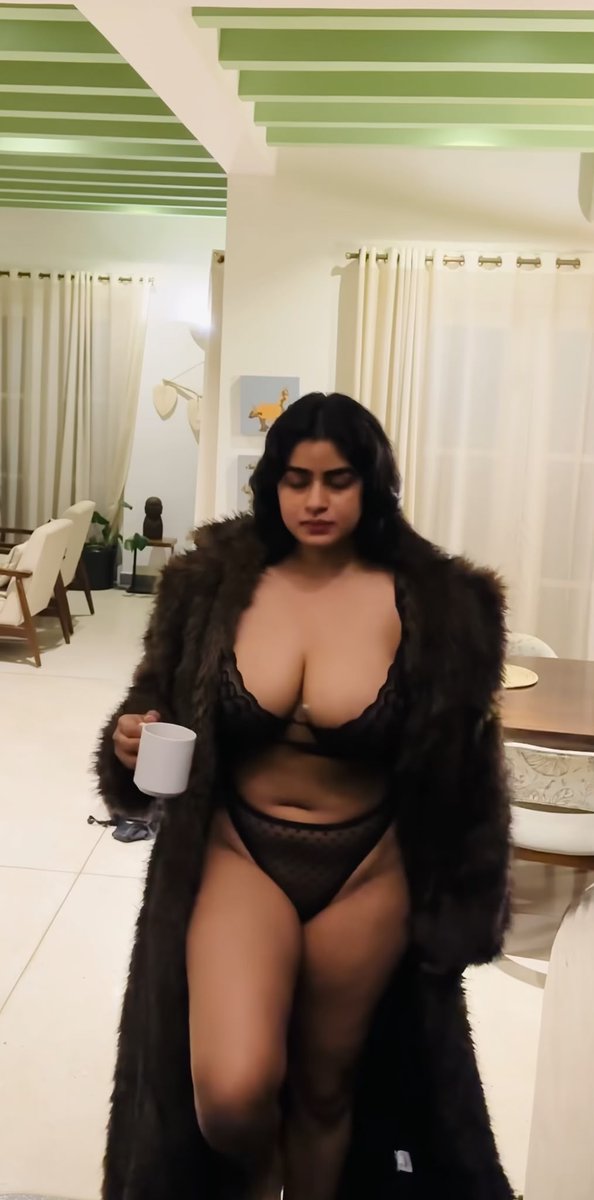 AnCommoner's tweet photo. இன்ஸ்டாகிராம் சப்ஸ்கிரிப்ஷன் பரிதாபங்கள்
A few years ago, she was a well known diet and healthy lifestyle influencer. Now ... it seems her focus has shifted primarily toward making money.
#Shilpafit #instagram #Instagramlive #Instagramsubscription #ShilpaChandrashekar https://t.co/P6mdbSgP4y