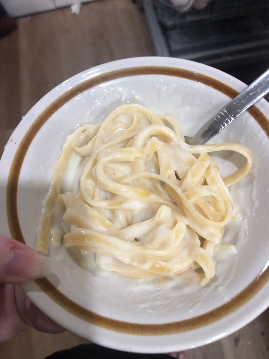 XianxiaX3's tweet photo. I had 100cals left for the day so i made a small small serving of pasta for dinner https://t.co/WFe2fc7al0