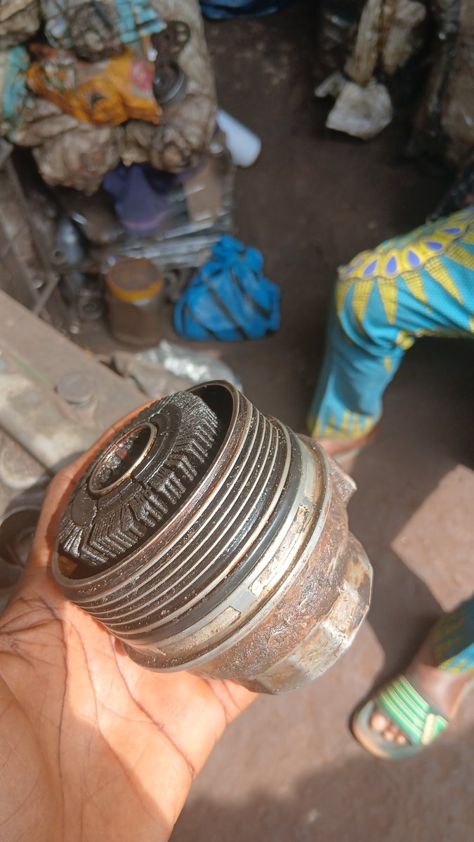 Maazijnr's tweet photo. My mechanic estimated N250k to fix my car.
Omo na so my eye red, I dropped the big man in me and got the motor parts myself.
From 250k parts I got it for 89k, mechanics are just cooperate thieves. https://t.co/ThrsCu7UWh