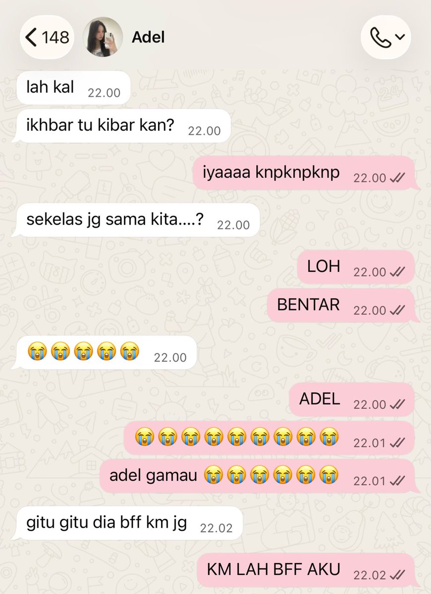 veilasie's tweet photo. #keonsuni your male-bff couldn’t stop freaking out when he found out you’d be in the same senior year class (ps. he’s in denial phase) 😬👎🏻 https://t.co/tsatxlN63G