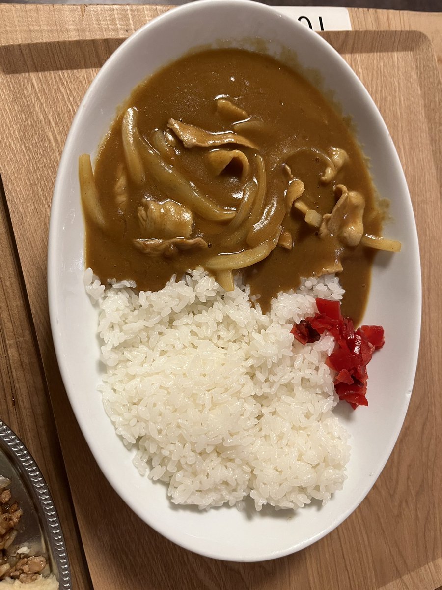 handsomekkt's tweet photo. こんばんは♪今日は動画作成してました。お昼はらっこ食堂でラッコ飯とカレーライスを食べました。　皆さまよろしくお願いします　＃bayfmixp https://t.co/tezExFBr5q