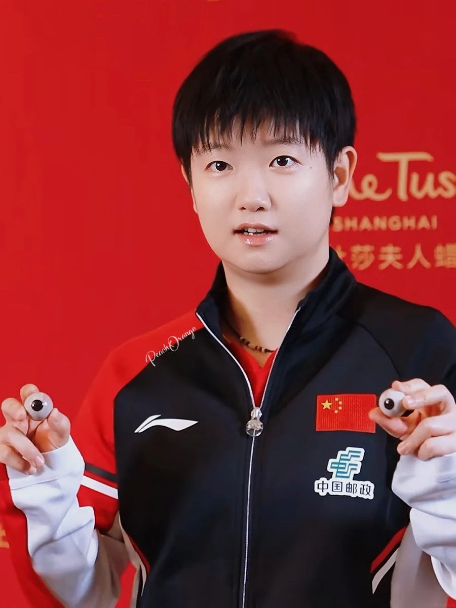 OHgood_32's tweet photo. แล้วเราถือลูกตาด้วยหน้าตาน่ารักแบบนั้นได้ยังไงคะ!! 
🦈🏓Madame Tussauds Shanghai

cr.✨ PeachOrange 😘 https://t.co/N7SBZ7IFDp