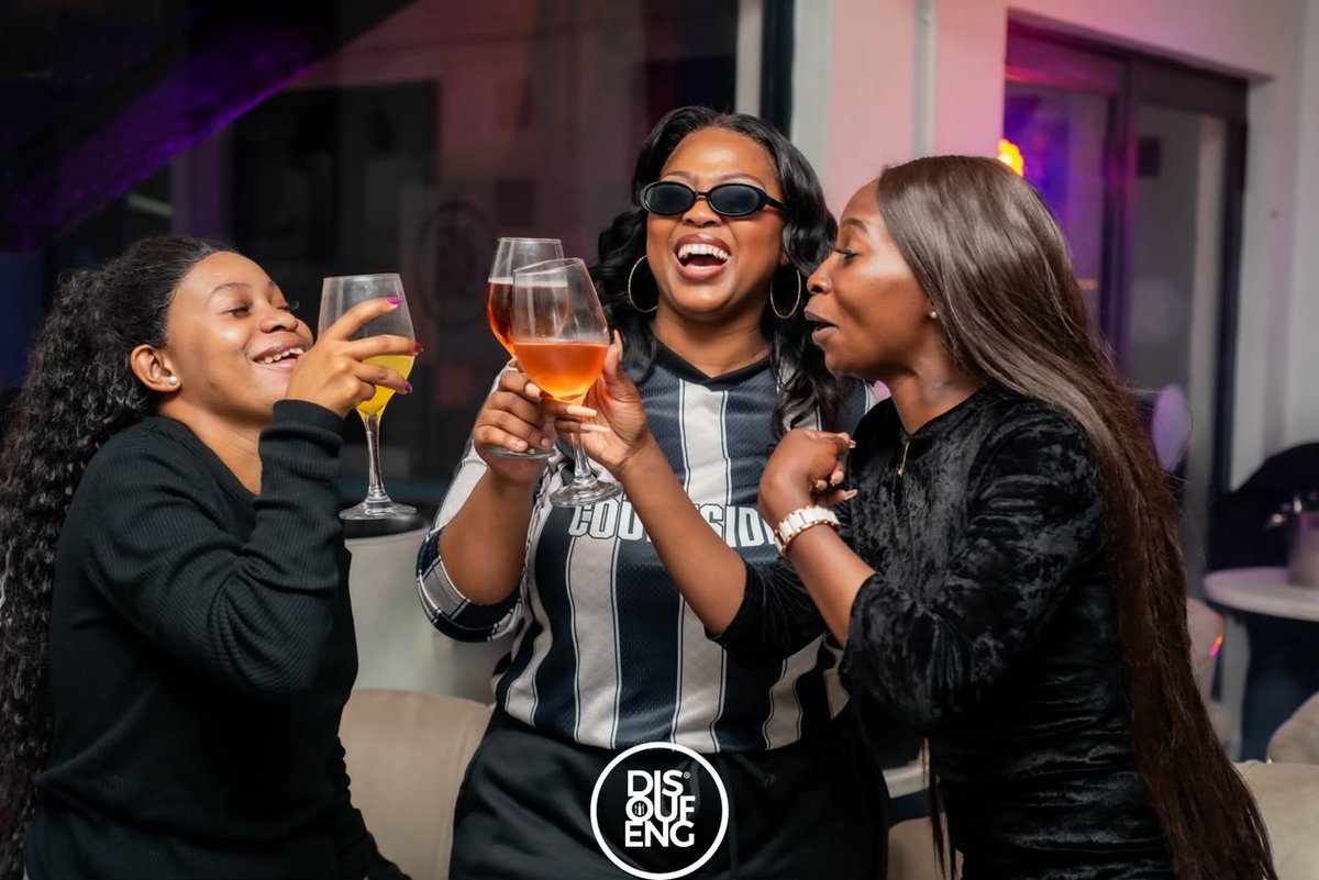 DISOUFENG_PUB's tweet photo. Last week’s #NoRegularThursday brought the vibes! ⚽🔥 Great people, great food, great drinks, and unforgettable moments.

We’re doing it all again tomorrow as France 🇫🇷 takes on Morocco 🇲🇦. Kick-off at 10PM.

📍Disoufeng Pub, Meadowlands, Soweto
📞 076 520 2074 | 061 370 6102 https://t.co/fQ3R1c0j2w