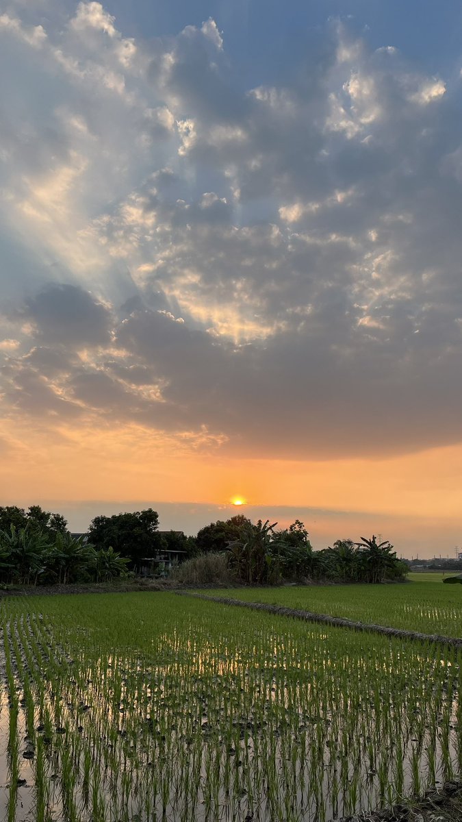 _____27key's tweet photo. halloo wargaa aku baru kelar jogging whahahaha mencoba hidup sehatt, kalian lg apaah https://t.co/7yAEg71iUl