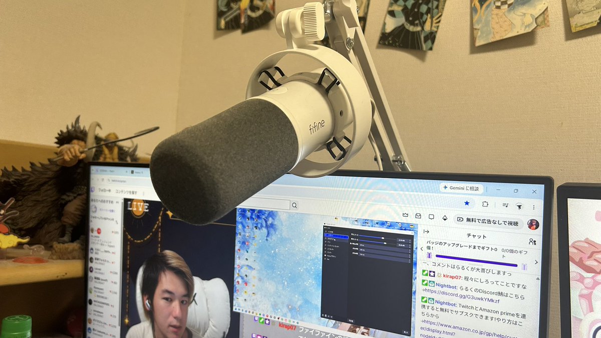 k1r4p_'s tweet photo. マイクを買ったどんどん配信者みたいな机になってきてしまった https://t.co/I8EPvSQHRT