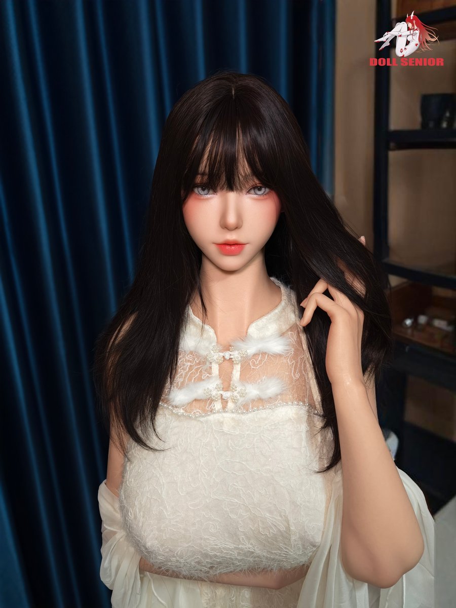 DollSeniorFans's tweet photo. 感谢客户分享的凛纱Linsha 165F返图✨
Linsha · A Gentle Presence in Light and Shadow 🖤
凛紗Linsha 165Fのカスタマー返信写真をご紹介します✨

#娃娃学姐 #凛纱 #Linsha #165F #返图 #娃娃摄影
#DollSenior #CustomerPhoto #FullSilicone #SiliconeDoll #DollCollector  #凛紗  #ドール撮影 https://t.co/VxGyWxKOed