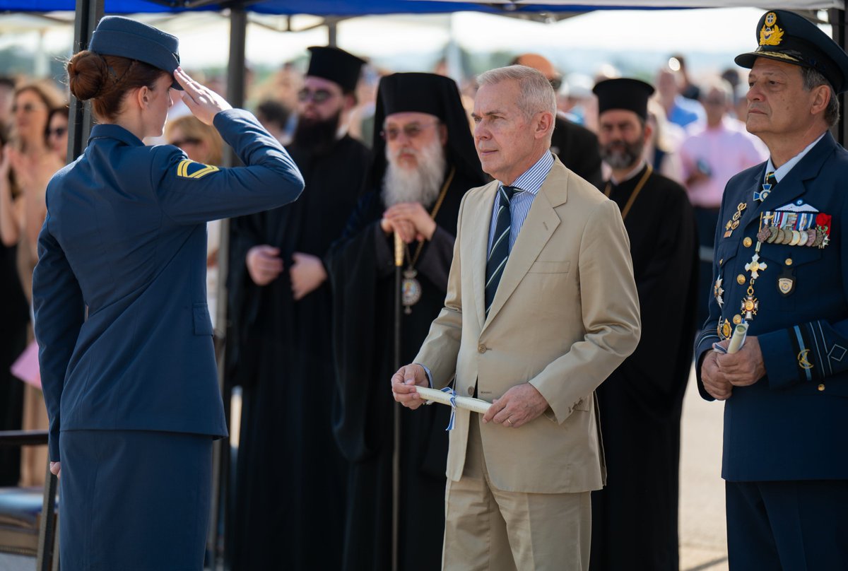 Hellenic_MOD tweet picture