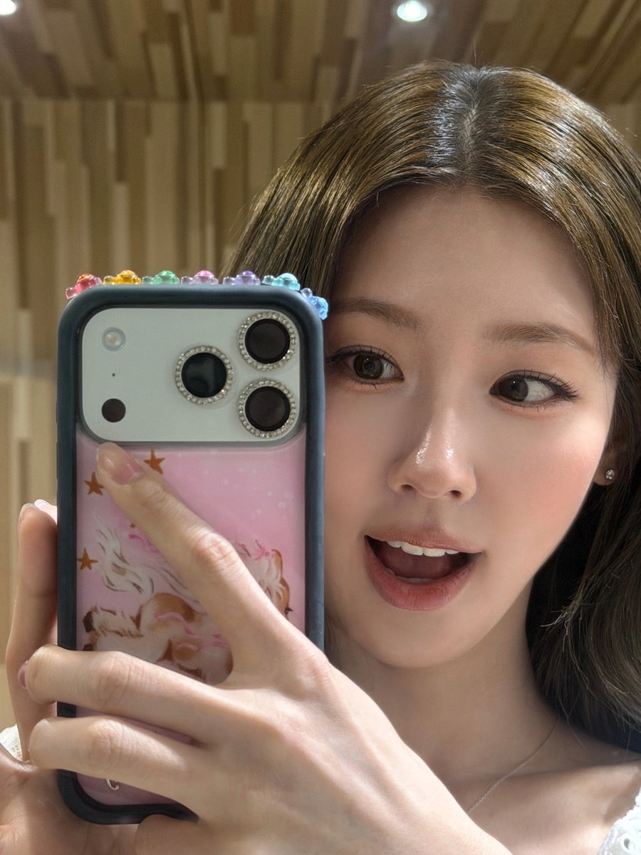 official_i_dle's tweet photo. [📸] 260708 @ #슈퍼맨이돌아왔다

#아이들 #idle
#미연 #MIYEON https://t.co/5V8hKSNwkd