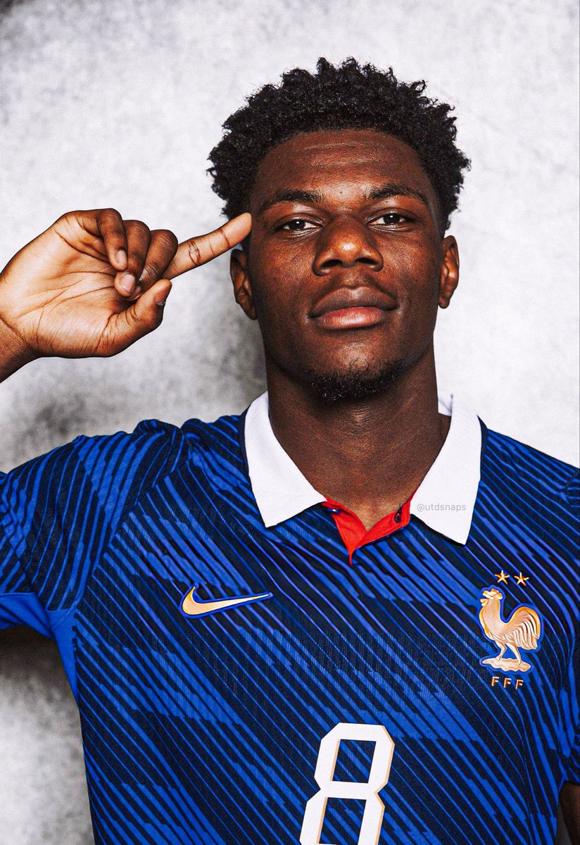 UtdXclusive's tweet photo. 🚨🗣️ @JLSanchez78: 

"The main team interested in him [Tchouameni] that’s already been mentioned is Manchester United. United are going to come to Madrid to talk. I don’t know if it’s this week or when the World Cup is over, but United will go.

Manchester United have been Madrid’s best customer with Varane and Casemiro. The feeling is Manchester United is not one of the clubs that mess around with money when it comes to Madrid.

Madrid would be willing to sell Tchouameni to Manchester United for a reasonable price. I’ve told you and maintain that almost all players, if not all, have a price at Real Madrid."