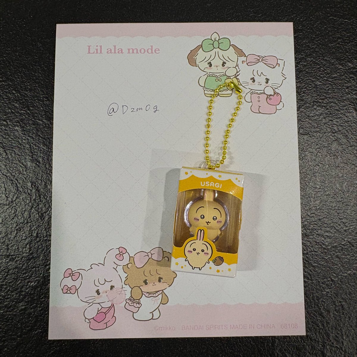 Dzm0g's tweet photo. 【交換】ちいかわ チョコボックス めじるしアクセサリー

譲：うさぎ（チョコボックス）

求：画像2枚目のめじるし（画像参照）

郵送交換希望です📮
ピンポイントで難しいとは思いますが
検索からでもお気軽にお声がけください🙇‍♀️
よろしくお願いいたします🎀

#ちいかわ交換  #交換 #めじるし交換 https://t.co/sWmc19oGvi