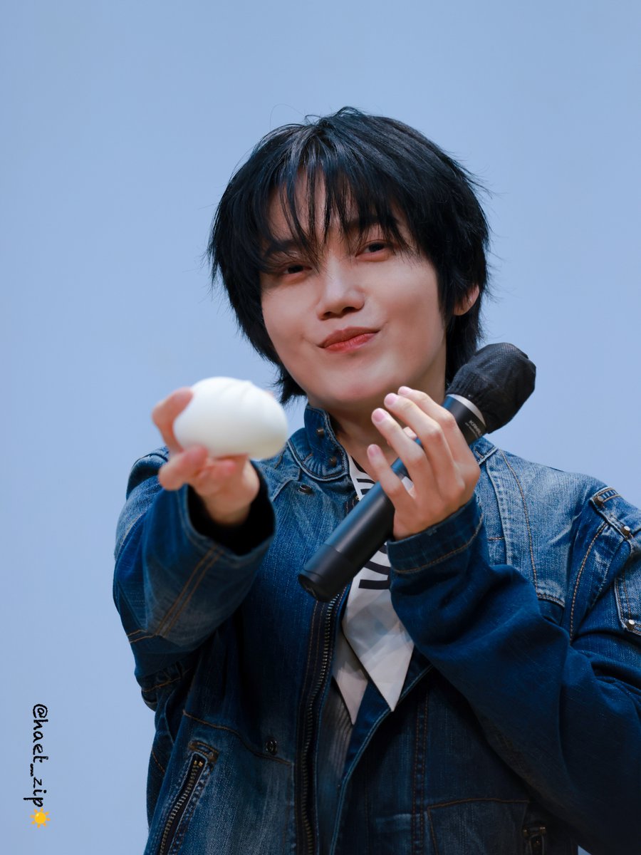 haet_zip's tweet photo. 260627 오픈더도어 사웨 대면 
만두 드세용🥟🥟🥟
#승준 #SEUNGJUN #온앤오프 #ONF https://t.co/hOOqcm5Y2x