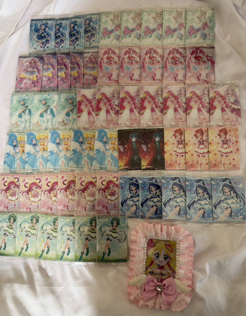 ka_iton's tweet photo. 【プリキュア ウエハース 交換】
(求) 13弾 赤アイドルor 13弾キミプリ集合
(譲) 画像1、2
画像1枚目は赤アイドルとの交換、2枚目はキミプリ集合との交換希望です。
郵送または日程次第では都内お手渡し可能です。
検索からもお気軽にお声掛けください。 https://t.co/1h8kFYJZPj