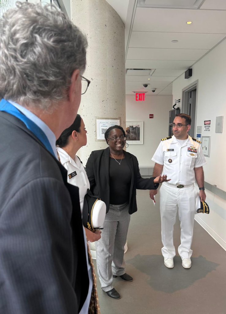 JoshKaplowitz's tweet photo. 🌟Strengthening Community Bonds at INR250

🏫@USNavy Rear Adm. Robert J. Hawkins, @medlant Commander, visited @Columbia leadership for #INR250 to discuss future opportunities and scholarships for #NavyMedicine career paths. #MM250 #Navy250 #Freedom250 https://t.co/rHyM1pzrDB