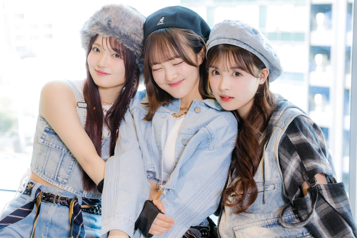 realsoundjp's tweet photo. ／
🪽インタビュー＆動画公開！
＼

🗣️写真ギャラリーはこちら
https://t.co/x6YaTIJLDj

🎥オリジナル動画：メンバー内で流行っていることは？
https://t.co/oLuUtjhsDu https://t.co/OpCgU1hAdI