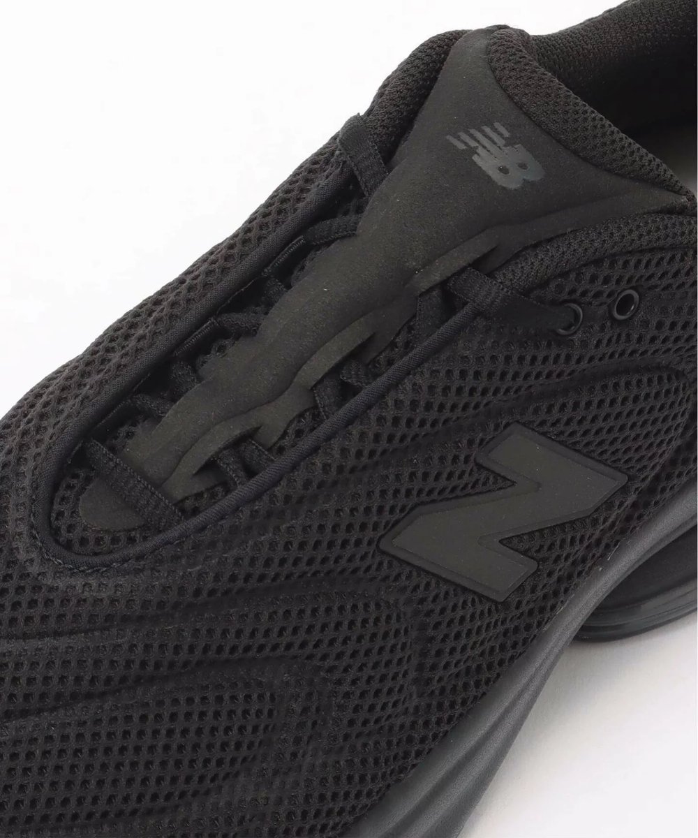 このNew balanceめちゃくちゃ良いぞ。 ハイテクすぎないのが絶妙。