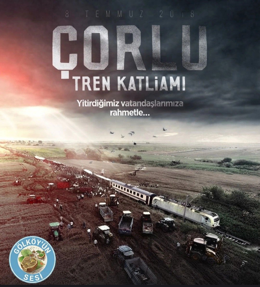 golkoyunsesi's tweet photo. ÇORLU TREN KATLİAMINDA YİTİRDİĞİMİZ CANLARIMIZI UNUTMADIK
Çorlu tren katliamında yitirdiğimiz 25 yurttaşımızın acısı, aradan geçen zamana rağmen ilk günkü tazeliğini koruyor. Gölköy’ün Sesi Yayın Kurulu olarak, bu elim olayda hayatını kaybeden vatandaşlarımızın aziz hatıraları önünde saygıyla eğiliyoruz. Bugün, katliamın yaşandığı günden bu yana sönmeyen tek bir meşale var: Ailelerin adalet arayışı. Hukuki süreçlerin ilerleyişini takip etmek, sorumluların hesap vermesi noktasındaki beklentiyi diri tutmak ve ailelerin bu haklı mücadelesinde yanlarında saf tutmak bizim için bir sorumluluktur. Gerçek bir adalet ancak ihmali, sorumluluğu ve kusuru bulunan herkesin hukuk önünde şeffaf bir şekilde hesap vermesiyle tecelli edebilir. Vicdanları rahatlatacak o adalet sağlanana kadar, bu sürecin takipçisi olmayı ve ailelerin sesine ses katmayı bir görev biliyoruz.

Gölköy’ün Sesi Yayın Kurulu