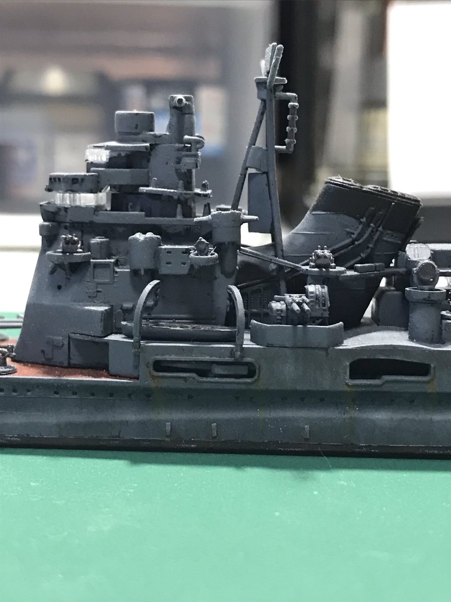 gtrboy_23's tweet photo. 重巡洋艦高雄完成しました❗️
クリアパーツ＆リニューアルパーツで
大喜びしながら組みました⚒
＃艦船模型 ＃プラモデル #アオシマ
＃高雄　＃俺の連合艦隊 https://t.co/dTyn8zm9uz