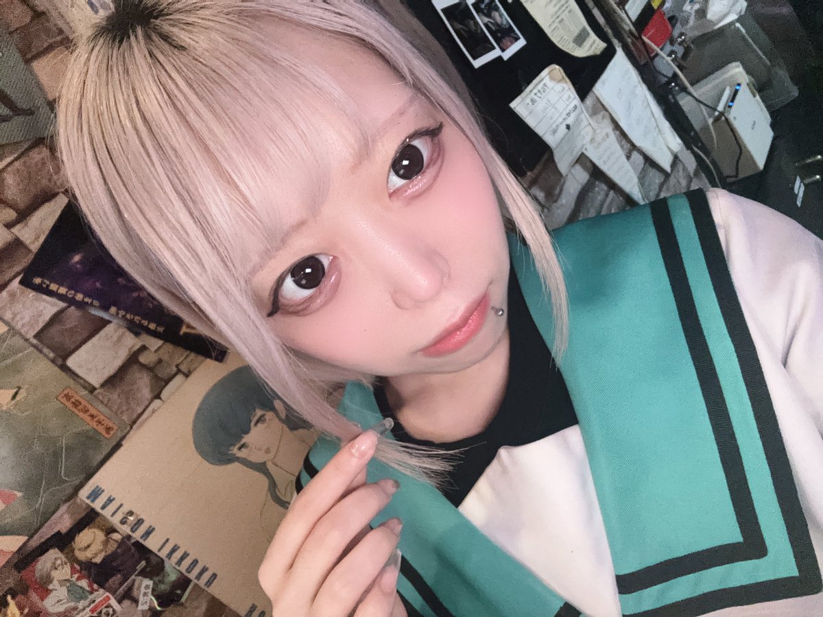 arcanano_'s tweet photo. なの𝙸𝙽ですっ❣️

むくみで二重がしんでて萎えですが、本日も何卒 https://t.co/03qJwLZEHY