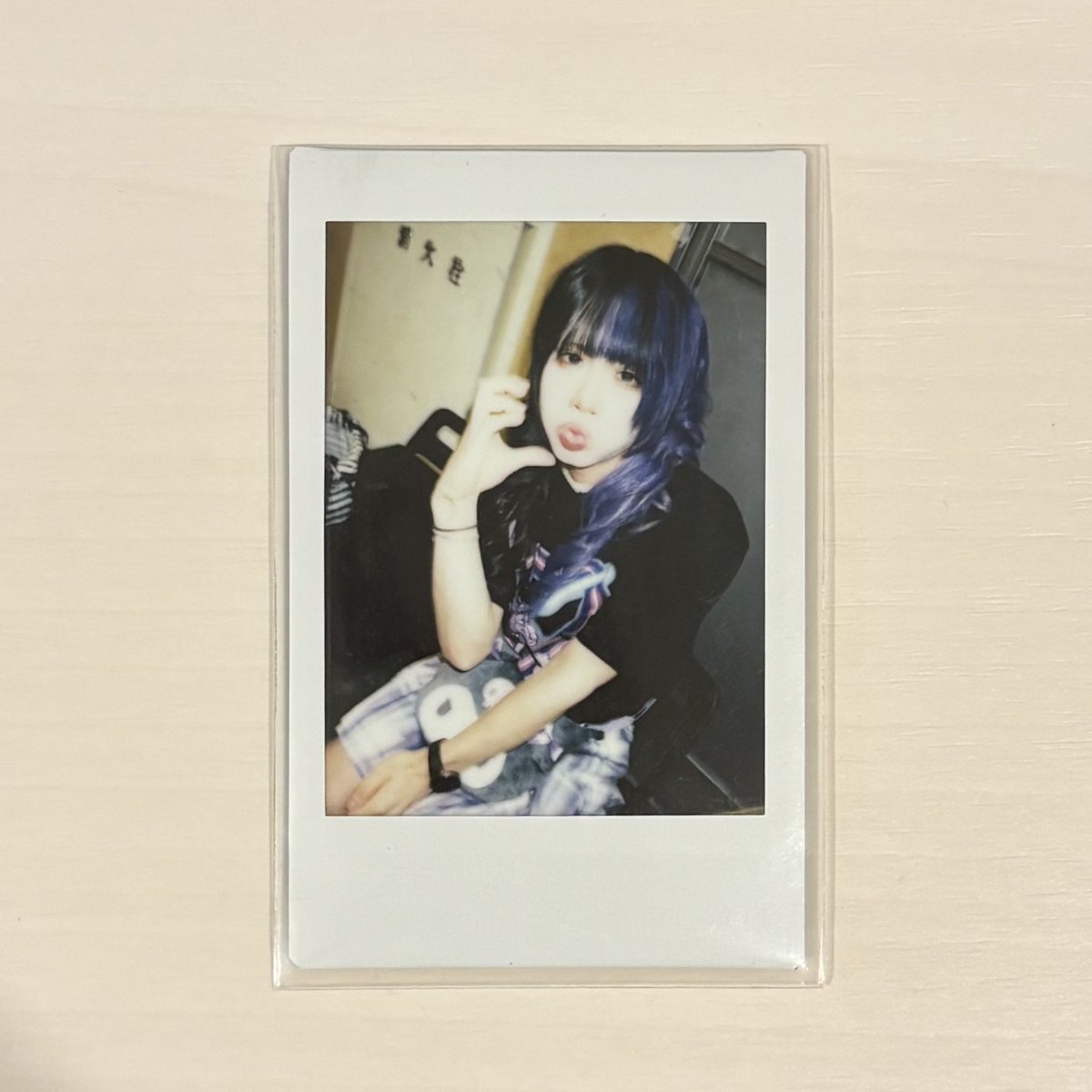 tgawjd6's tweet photo. 【お譲りします】

0.1gの誤算 チェキ

譲：緑川裕宇 さん
求：500円

各公演でのお手渡し優先。
お気軽にDMまでご連絡ください。
(♡も押していただけるとDMに気付きやすいです) https://t.co/zmzAID0Jxg