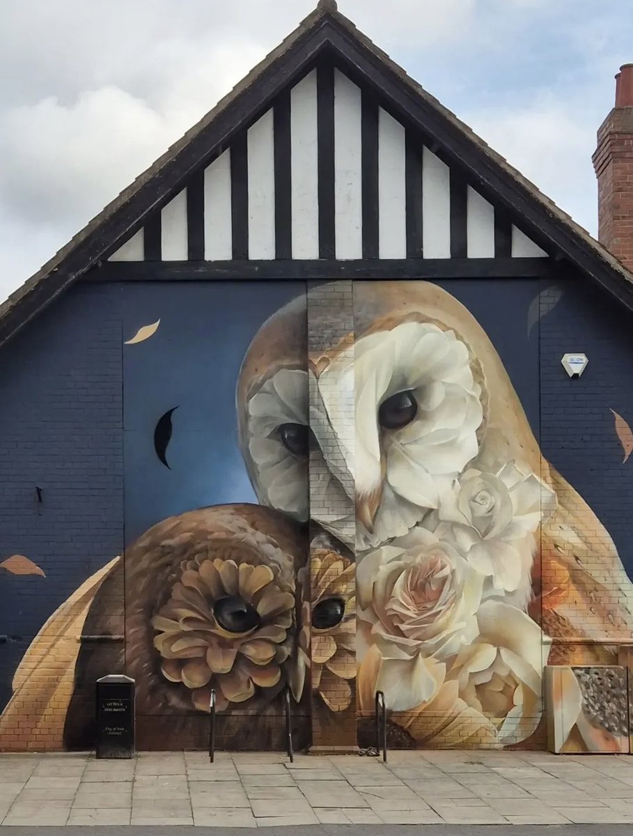 lovestreetart22's tweet photo. 🦉🦉🦉🦉🦉🦉
“Togetherness” by Curtis Hylton in York (UK)
#StreetArt #CurtisHylton #York https://t.co/PbuEhBopcN